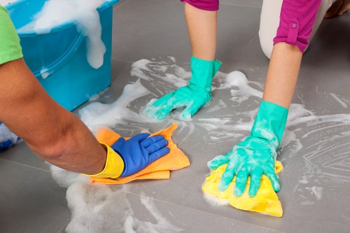 Checklist and final clean for a rental property move-out